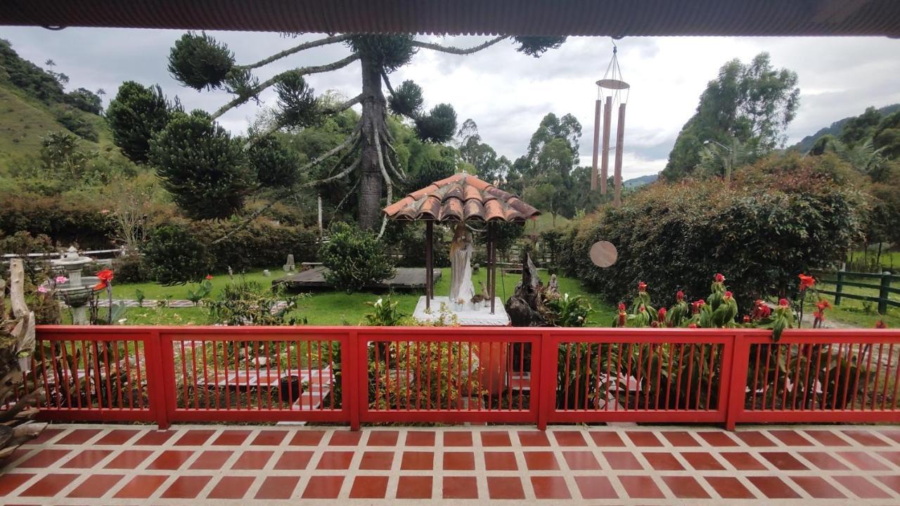 Ecohotel Pinohermoso Reserva Natural ซาเลนโต ภายนอก รูปภาพ
